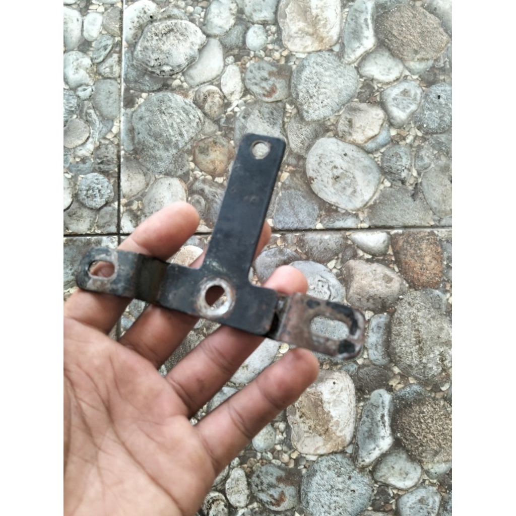 dudukan plat nomor depan Honda grand original copotan