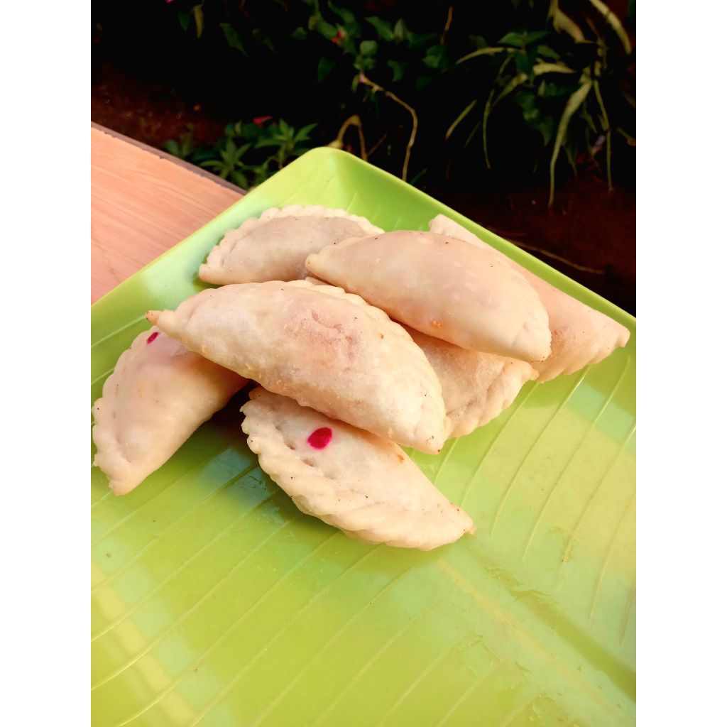 

cireng isi rasa keju isi 10pcs