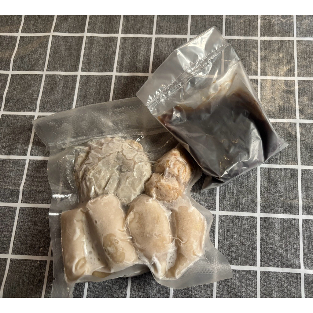 

Pempek Premium Ikan Tenggiri Paket Kecil