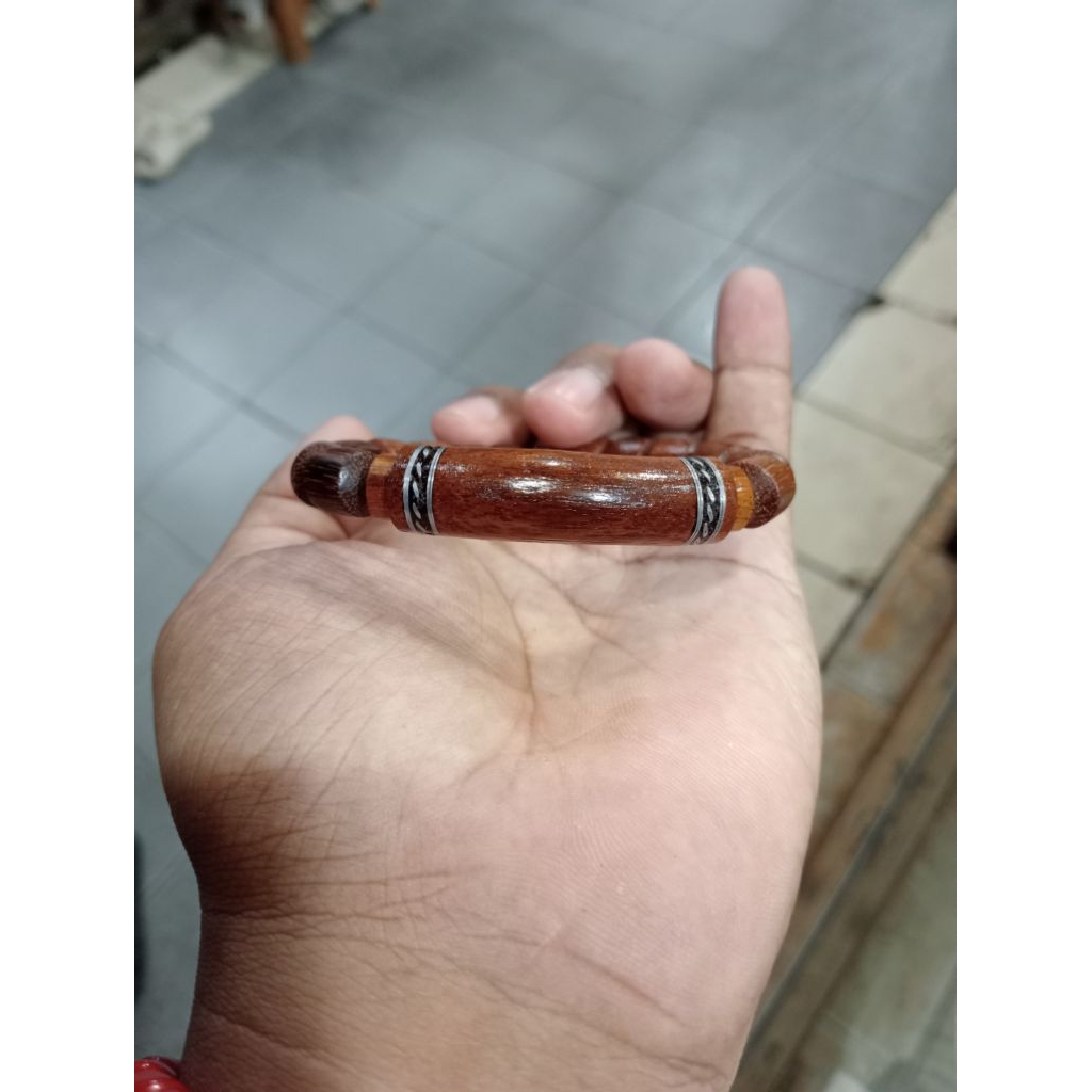 gelang cmti kayu ulin timbul