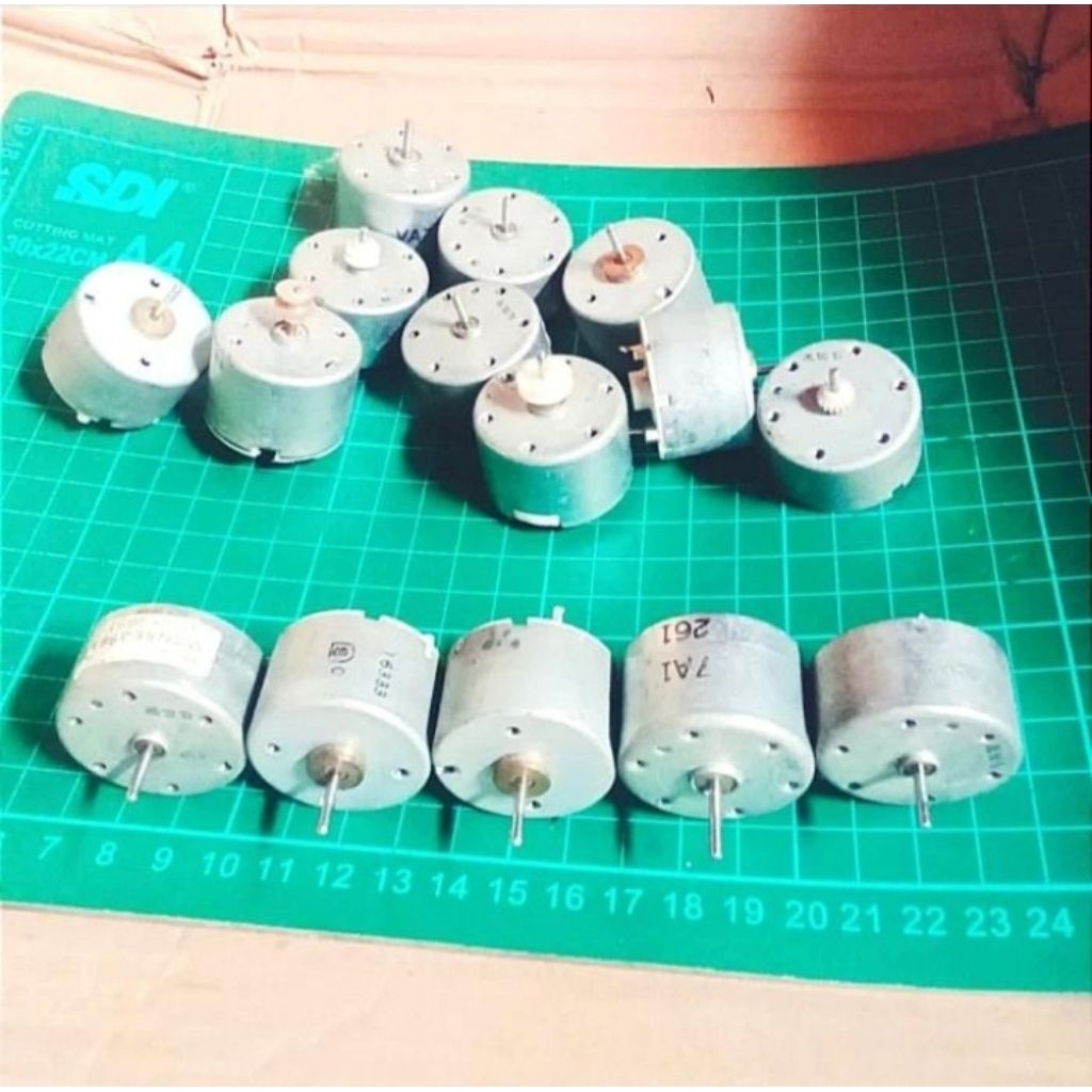 Dinamo DC Generator LED Super Generator Mini 12v 3000Rpm