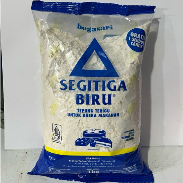

Tepung Segitiga Biru 1 kg | Fresh Buah Amanah | Promo