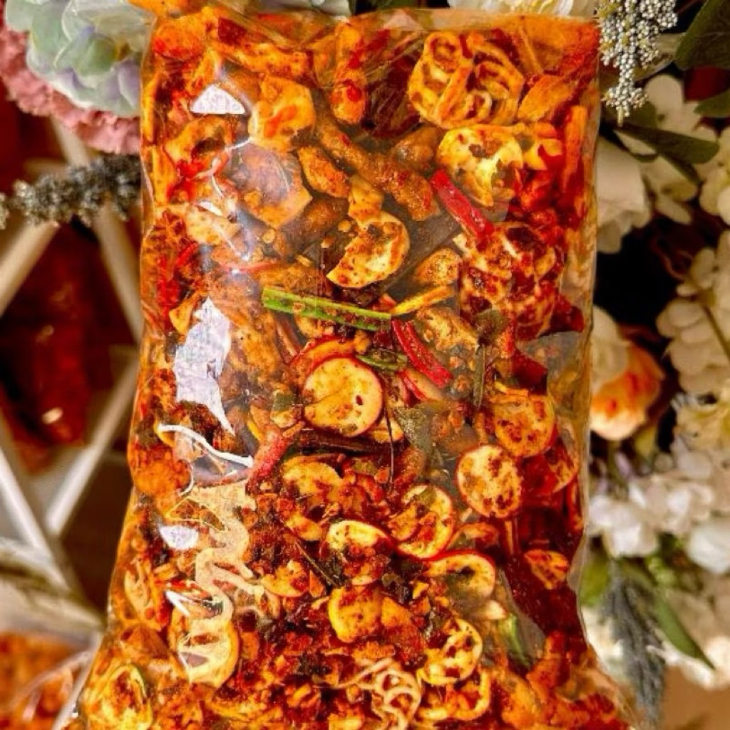 

[READY MEDAN] Seblak Campur 500Gram (Seblak Beton - Seblak Sisir Jengkol - Seblak Rafael - Basreng - Kerupuk Bawang - Makaroni Cikruh - Cimol Kering - Kerupuk Bawang) Pedas Daun Jeruk