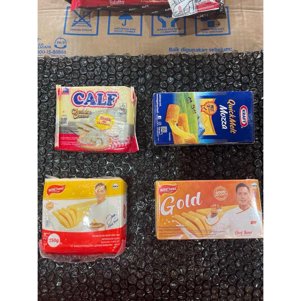 

aneka keju cheddar calf wincheez