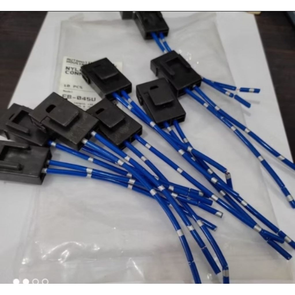 tempat sekring motor mobil