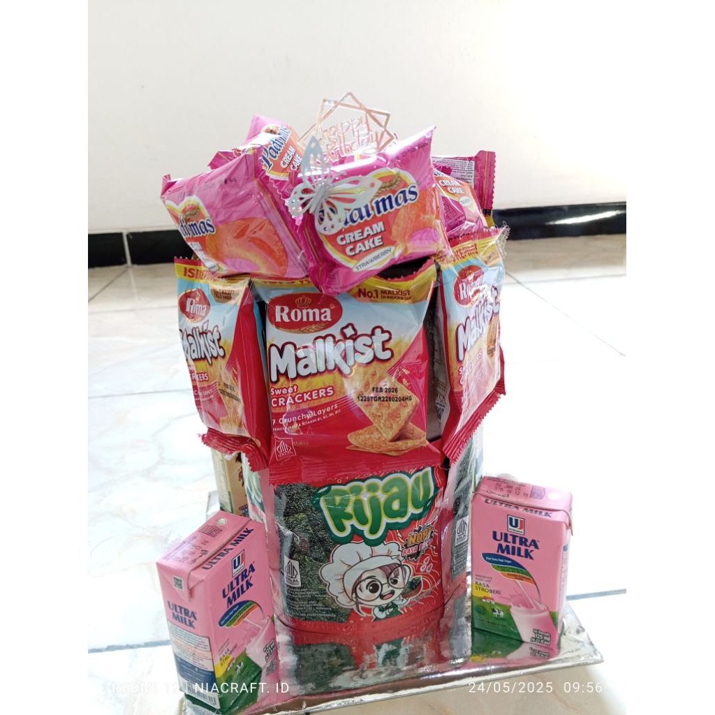 

snack tower uang tarik kue snack tower