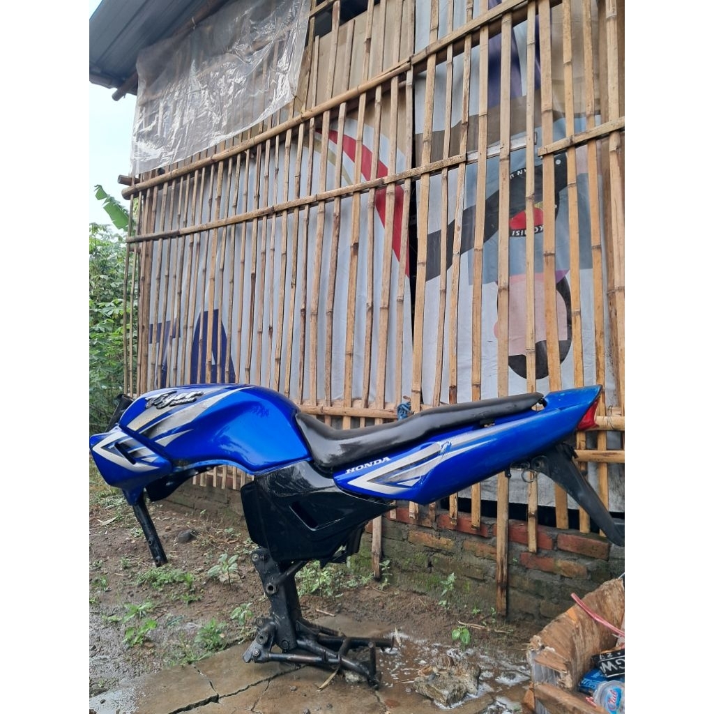 BODY FUL SET RANGKA TILAS TILAM TIGER 2000