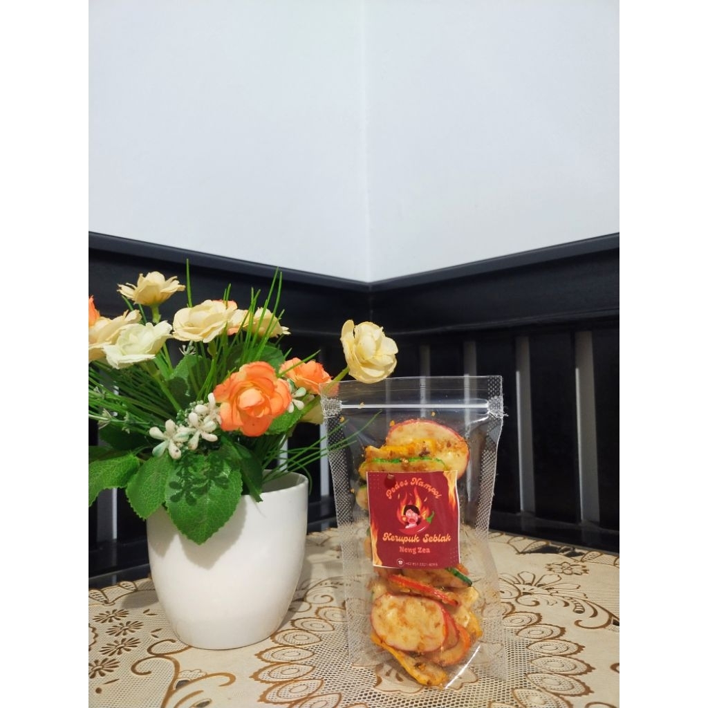 

krupuk seblak bantet 35gr neng zea pedas daun jeruk homemade
