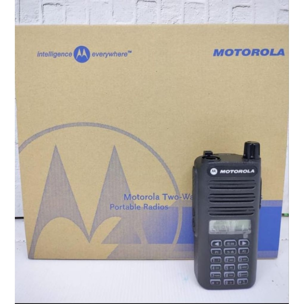 HT MOTOROLA XIR C2660 UHF 350-390MHz BERGARANSI