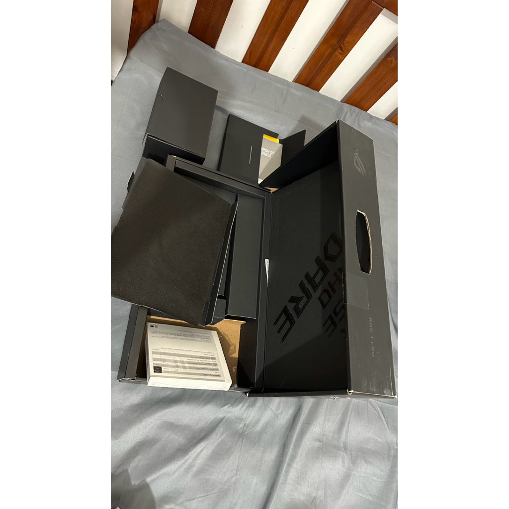 Dus/Box Laptop ASUS ROG Flow X13