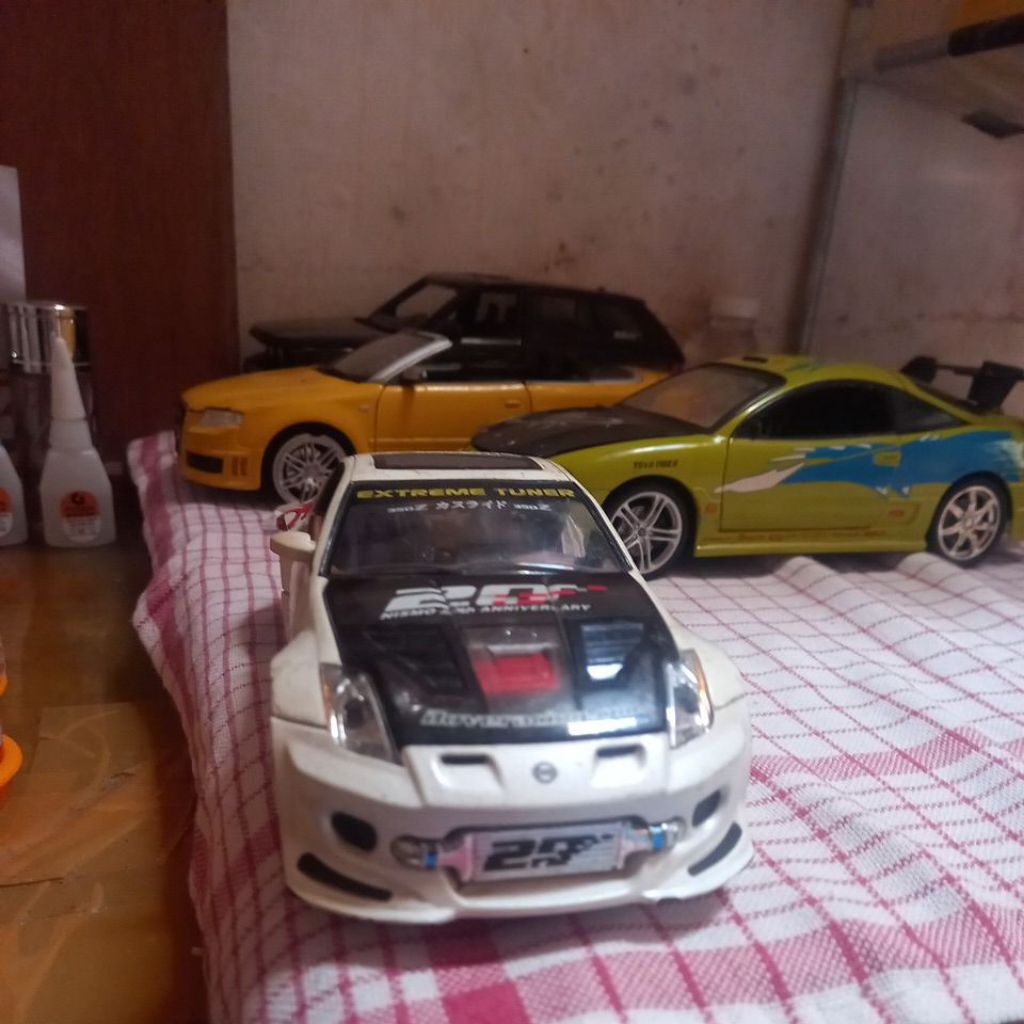 kentoys skala 24 supra mk4 dan nissan 350z