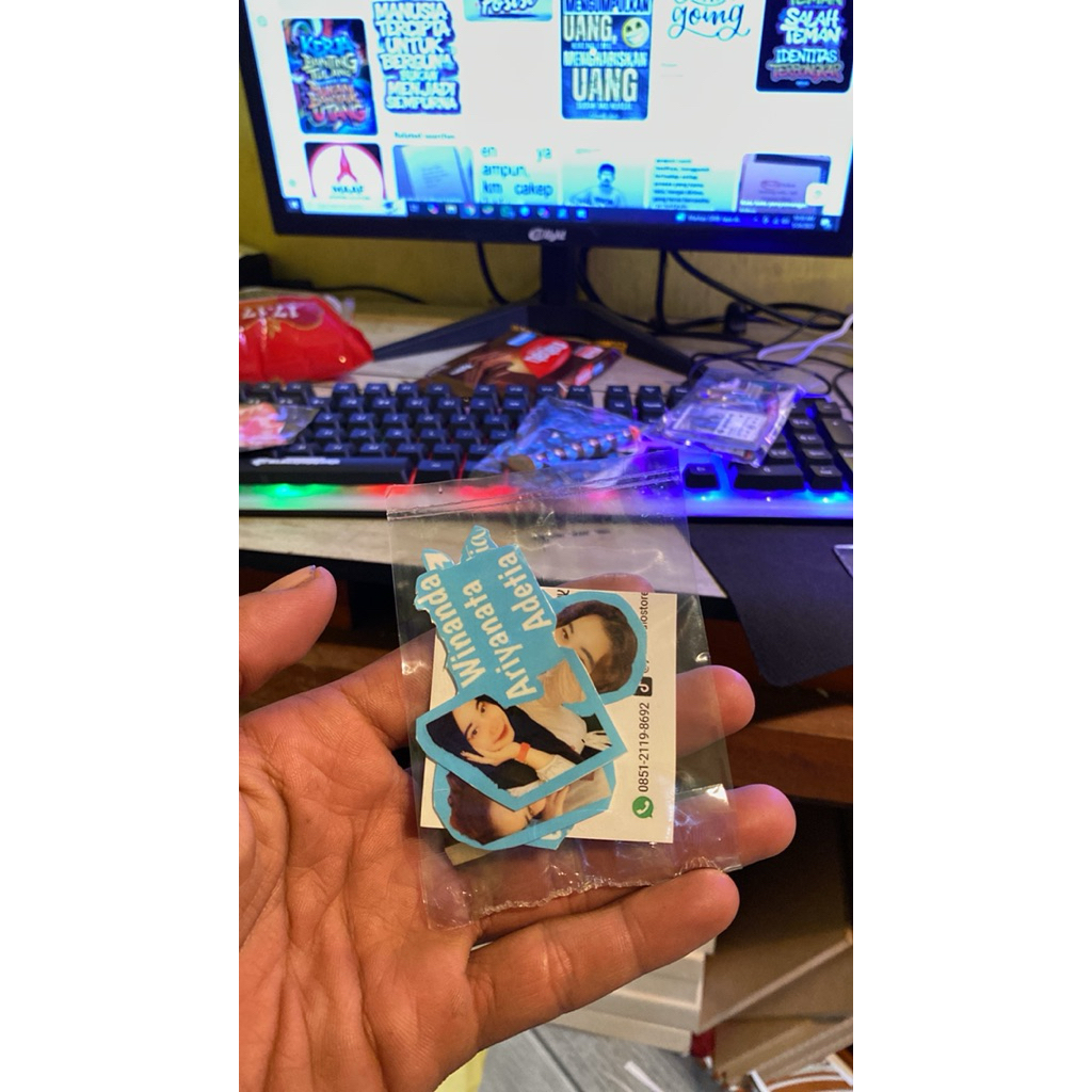 

STIKER Costum nama foto