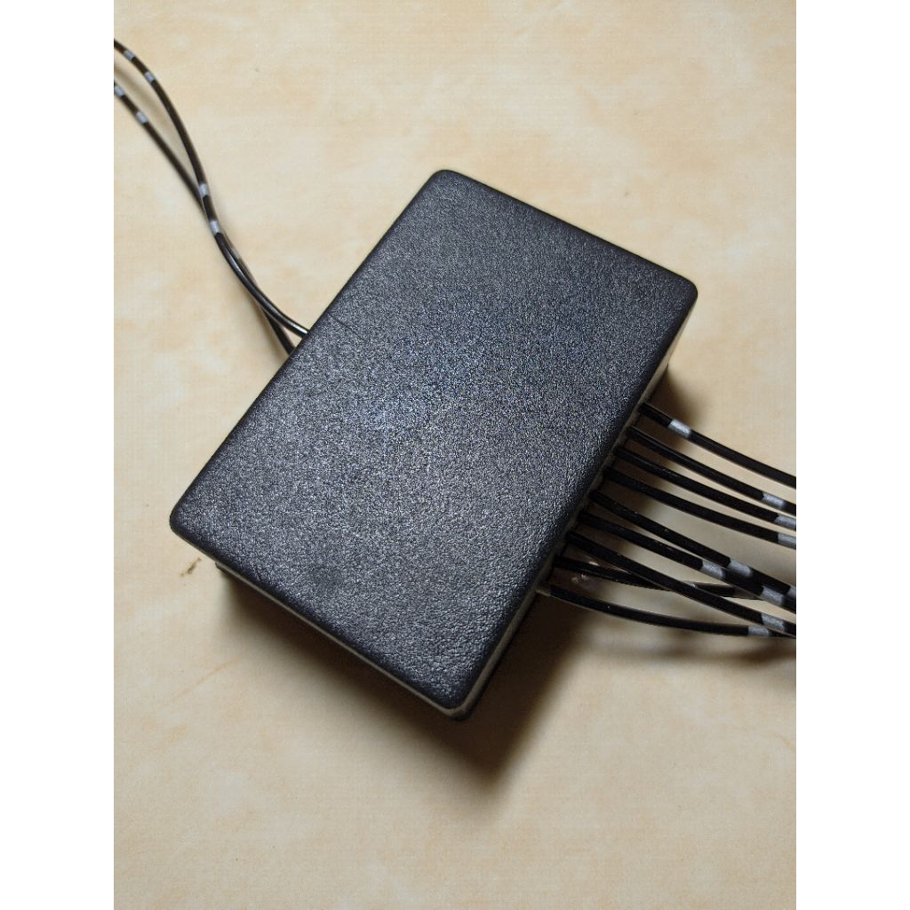 MODUL LIGHTBAR/STROBO/RUNNING LED TRUK/BUS LAMPUVARIASI 10 MODE+1 AUTO