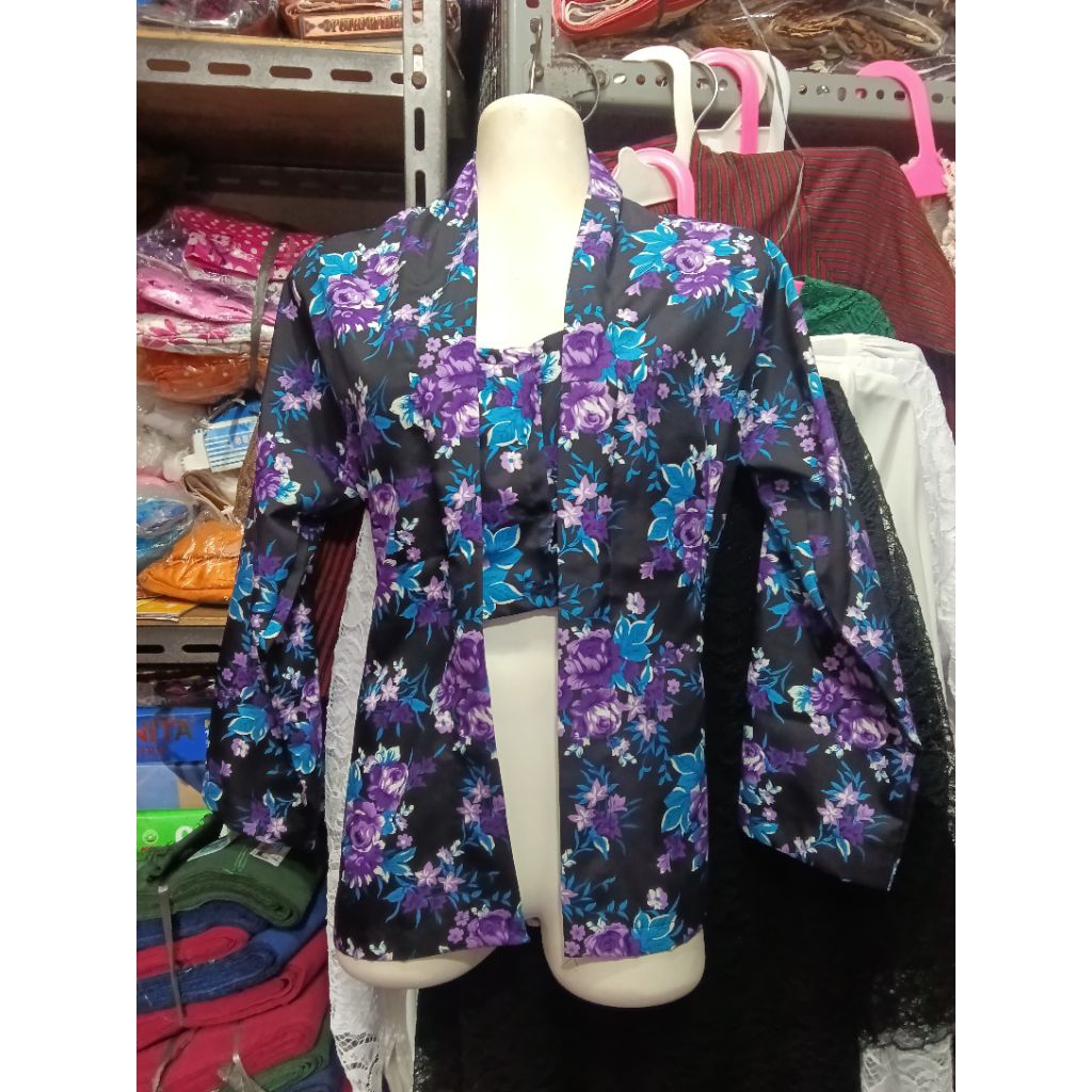 kebaya  kutu baru bunga soloan