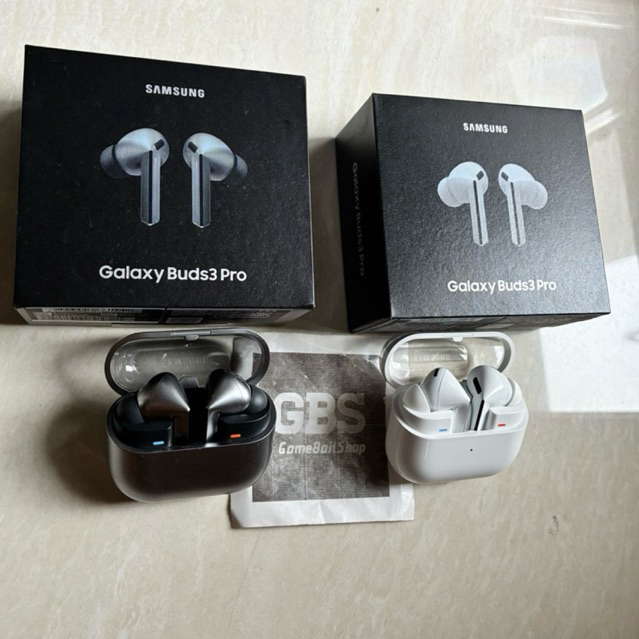 Samsung Galaxy Buds 3 Pro Metallic Grey / White Resmi SEIN TWS Not Airpods Headphone Headset Earphon