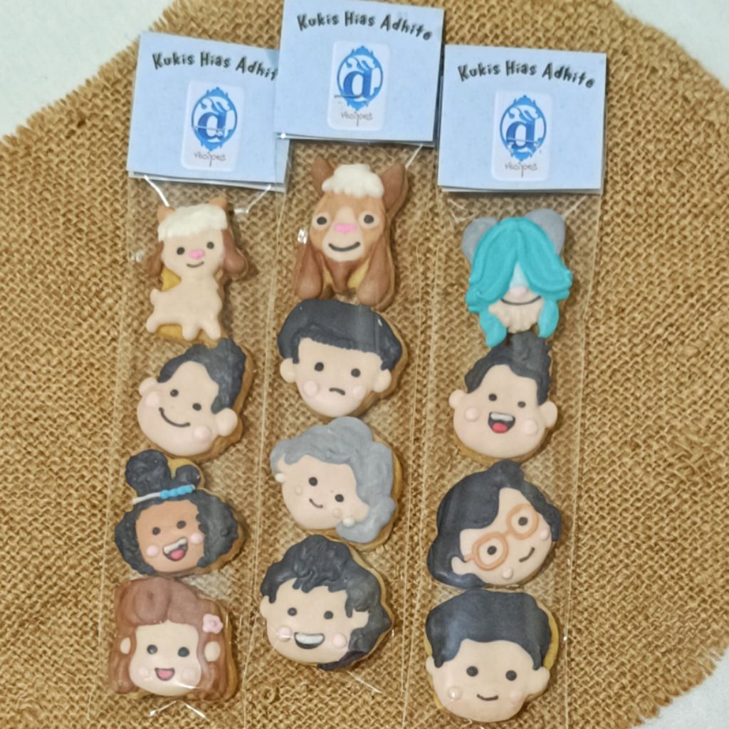 

Kukis Hias Mini isi 4pc (Cartoon -4-)