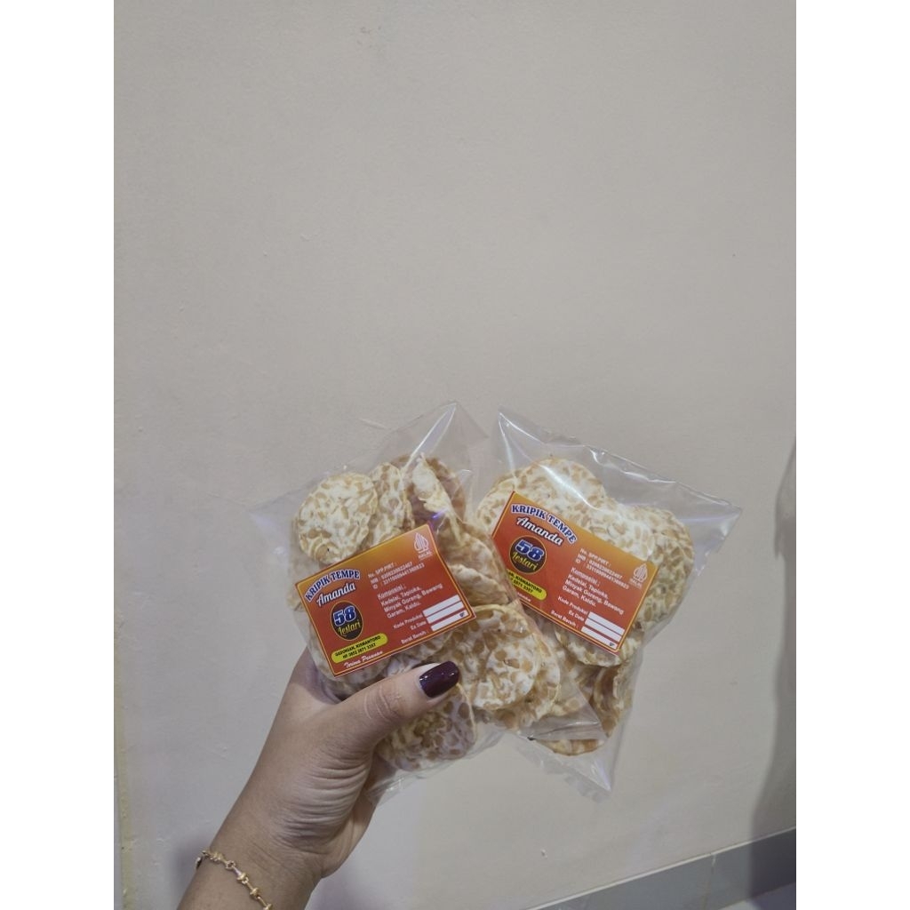 

Kripik Tempe Sagu Amanda// Kemasan kecil