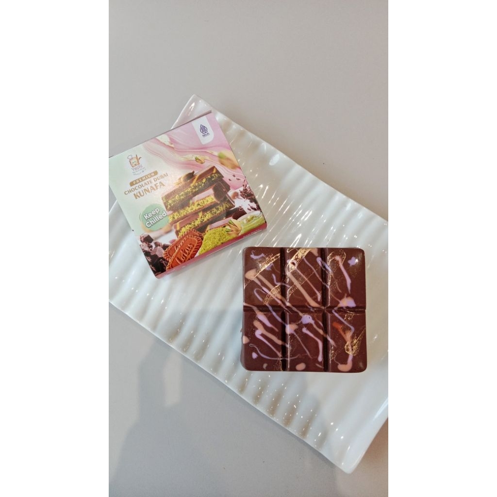 

(MINI BAR 115g) Lotus mini dubai chocolate 115g kunafa - Yechi bakery cokelat mini dubai kunafa asli