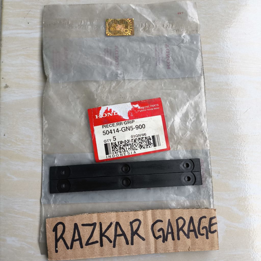 Klip pengunci karet behel begel klem honda grand original AHM 50414-GN5-900