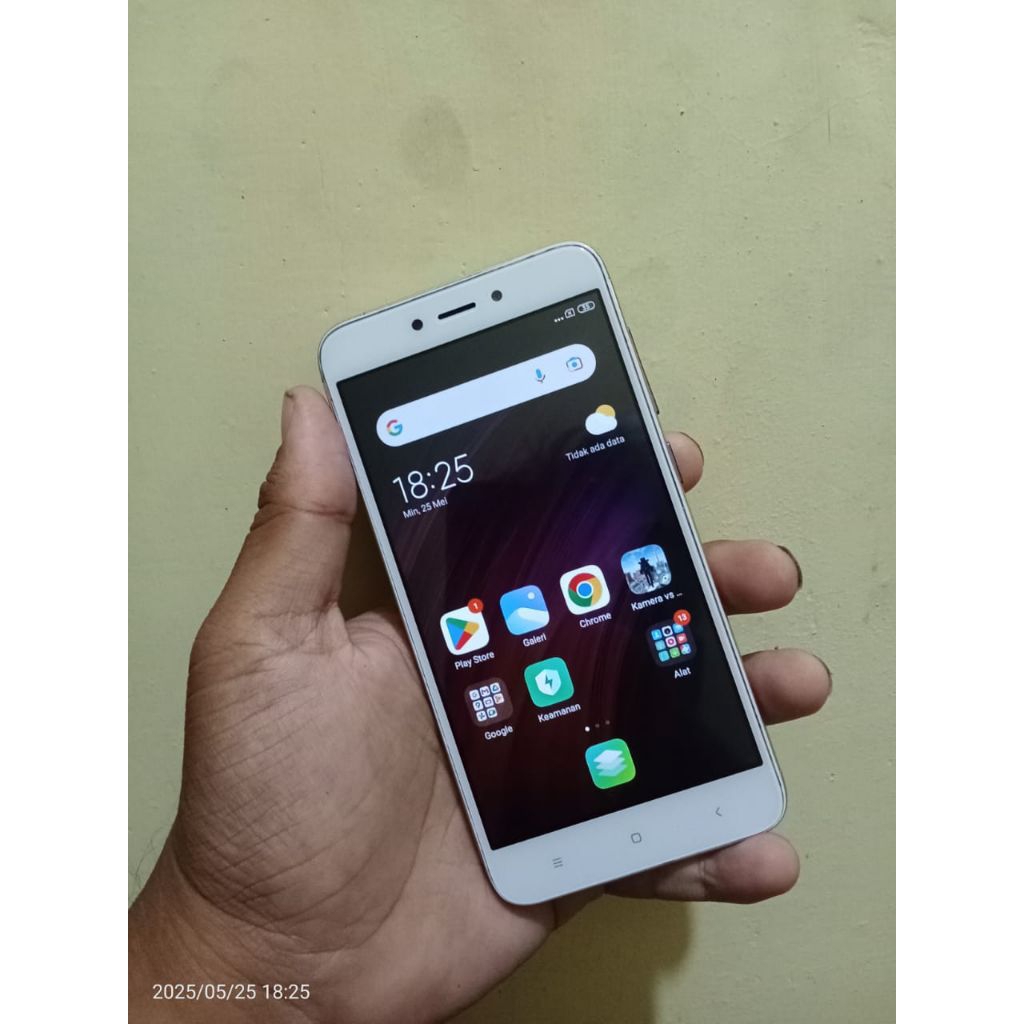 Xiaomi Redmi 4X ram 3/32 android second Harga terjangkau berkualitas siap pake