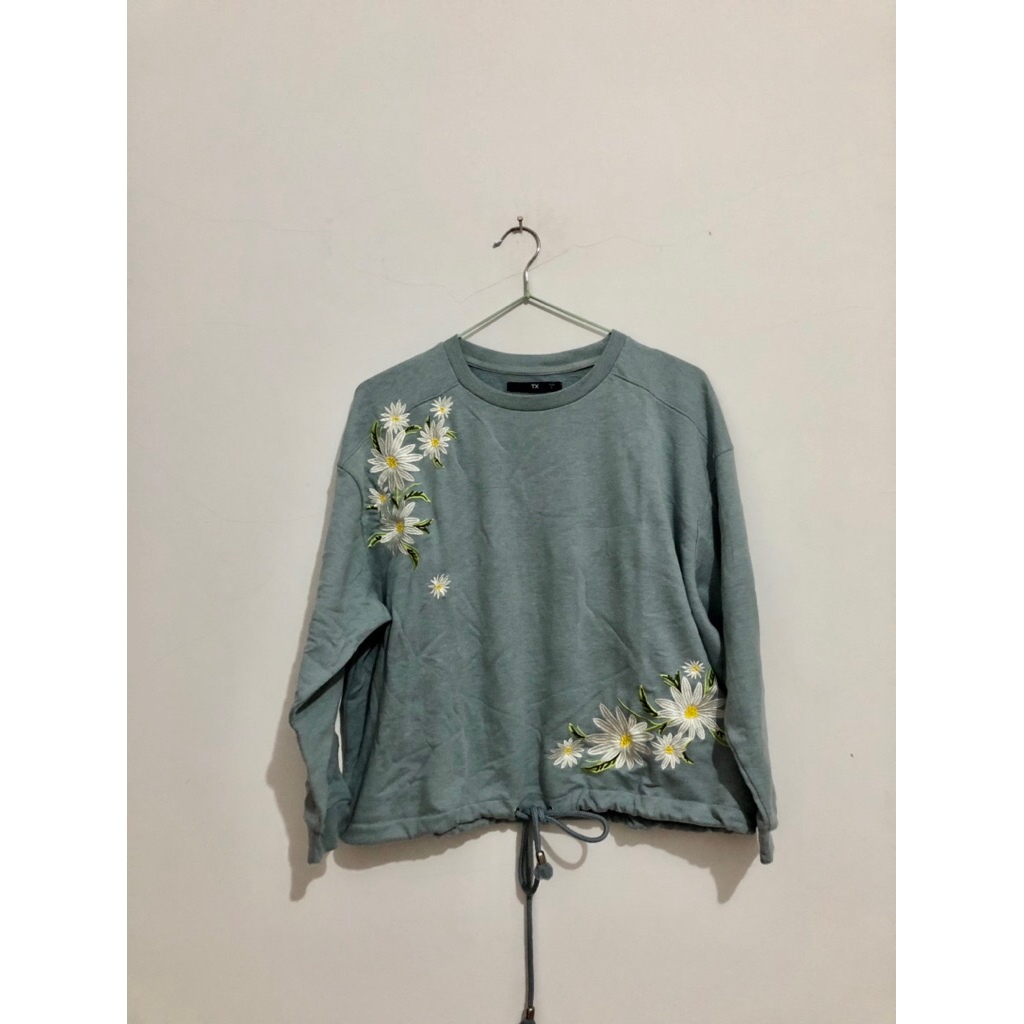 (preloved) the executive - blue sweatshirt