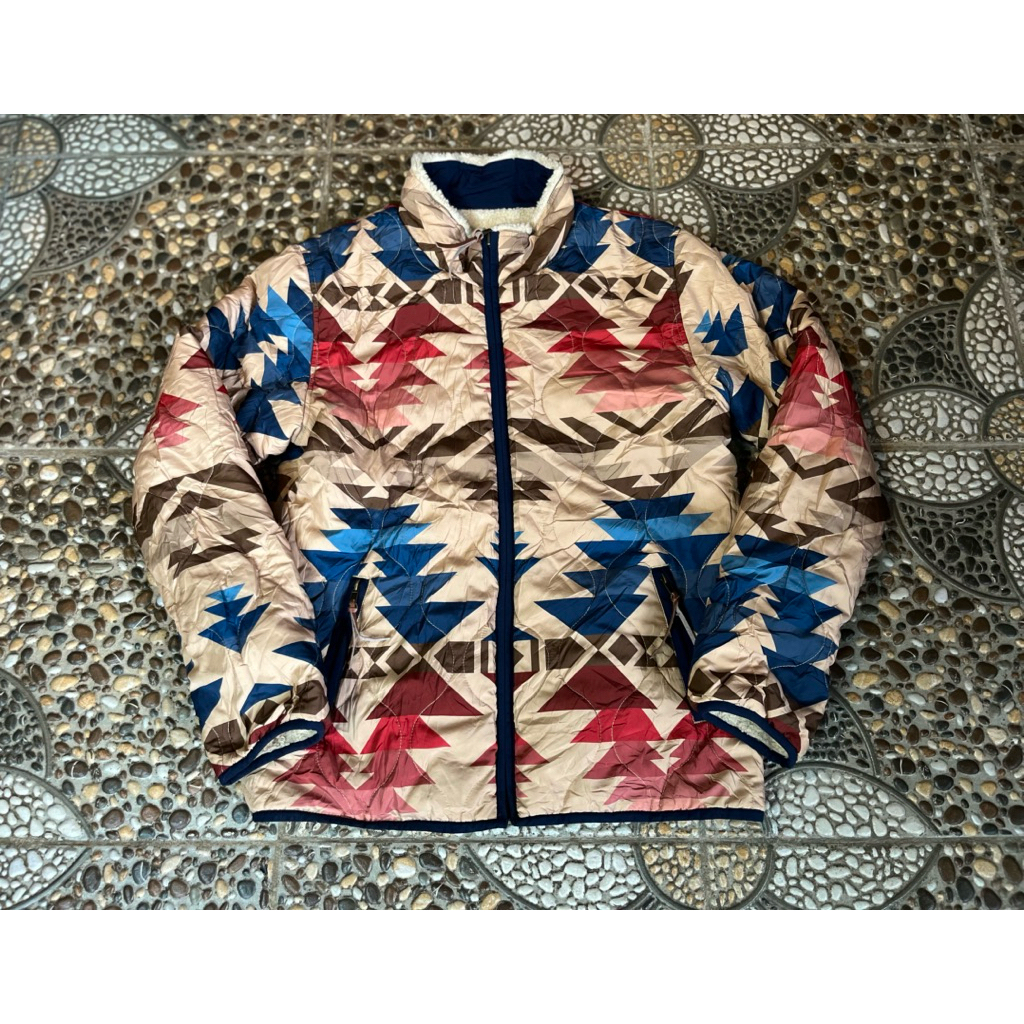 Jaket motif navajo