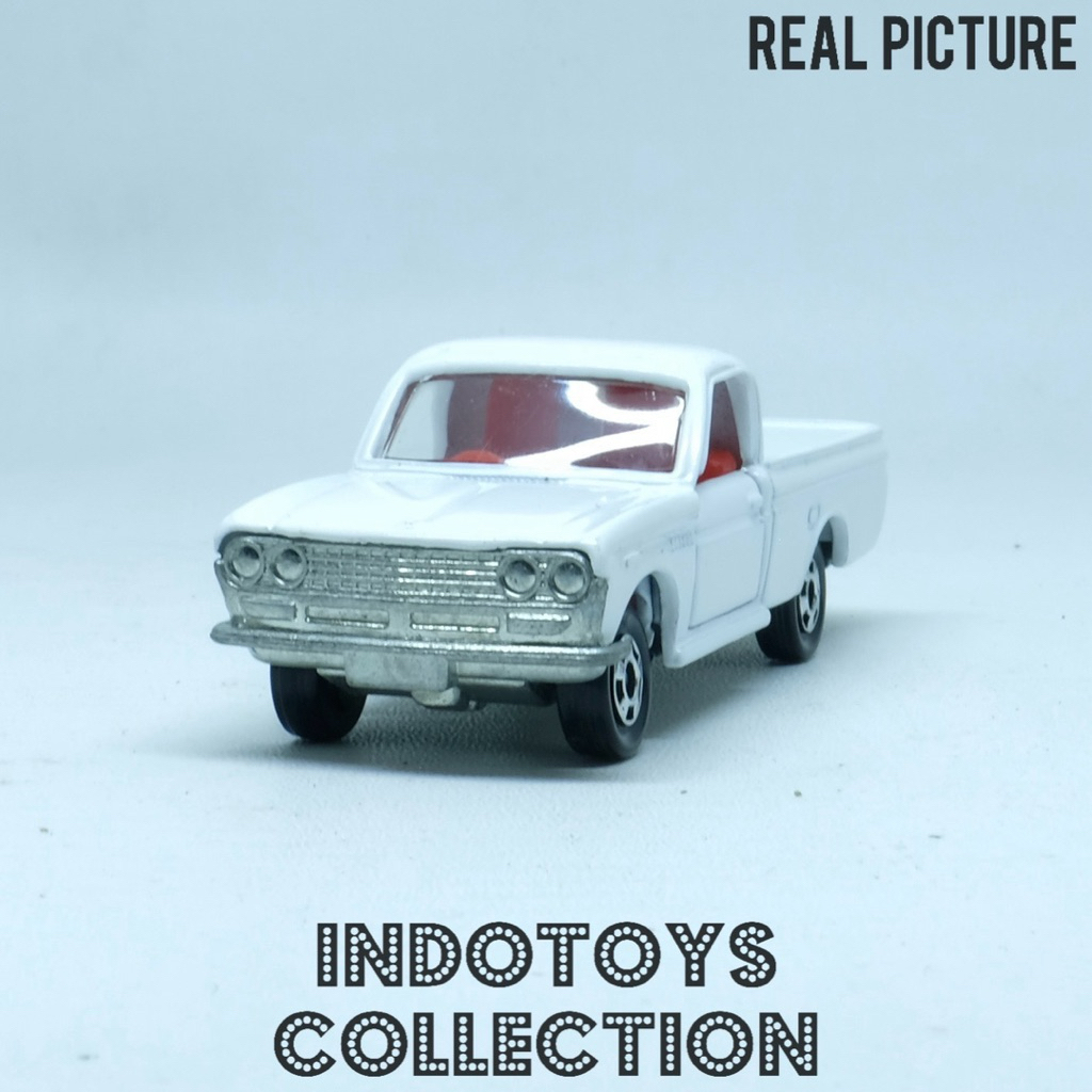 Tomica ~ Datsun 1300 Truck