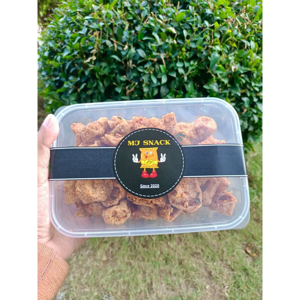 

Camilan kiloan grosir/ecer TAHU WALIK CRISPY PEDAS DAUN JERUK 250 gram