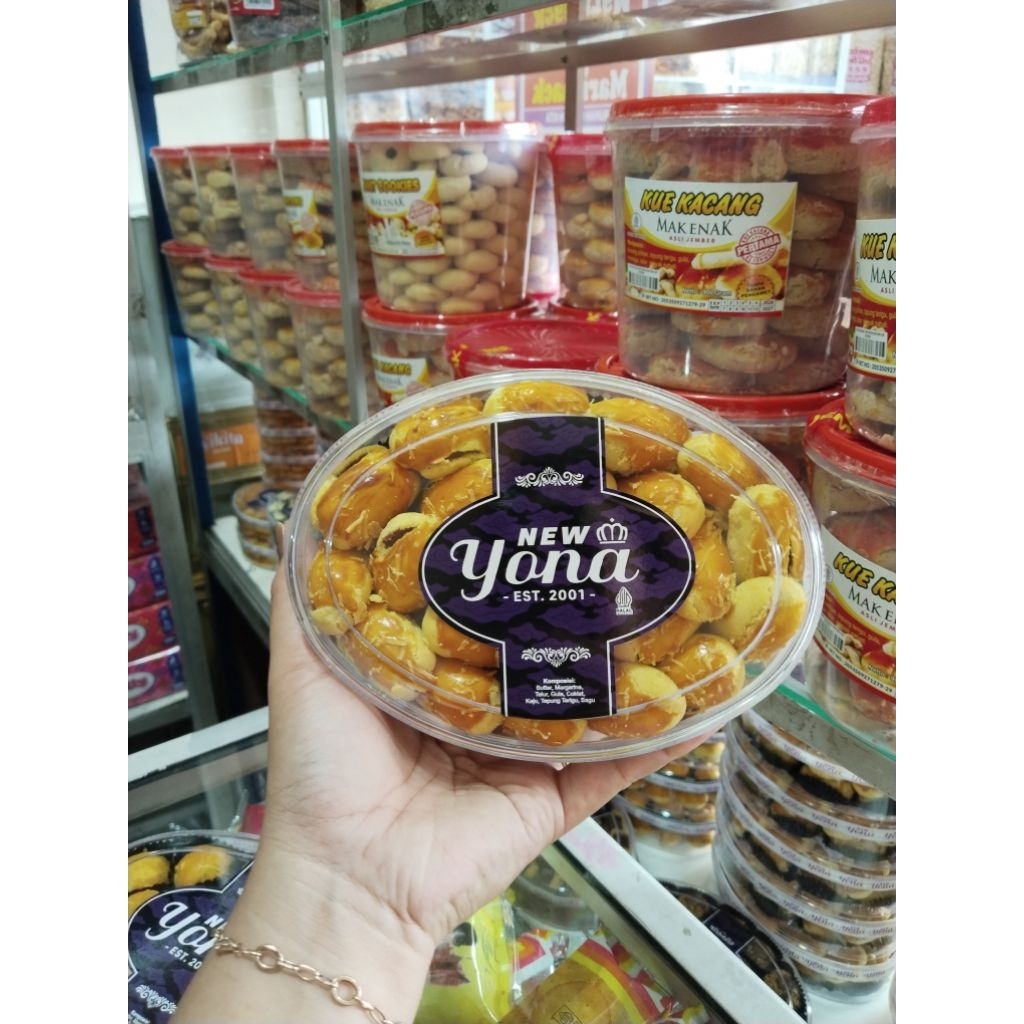

KUE NASTAR KEJU YONA