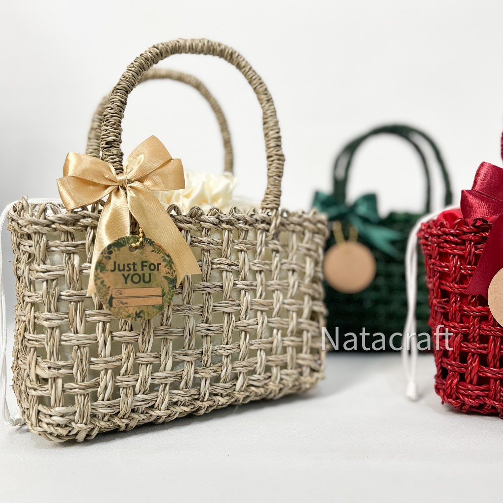 

Nata Craft-Tas Anyaman Rara Pandan/ Tas Hampers Lebaran Minimalist Parsel Iedfitri Imlek Natal