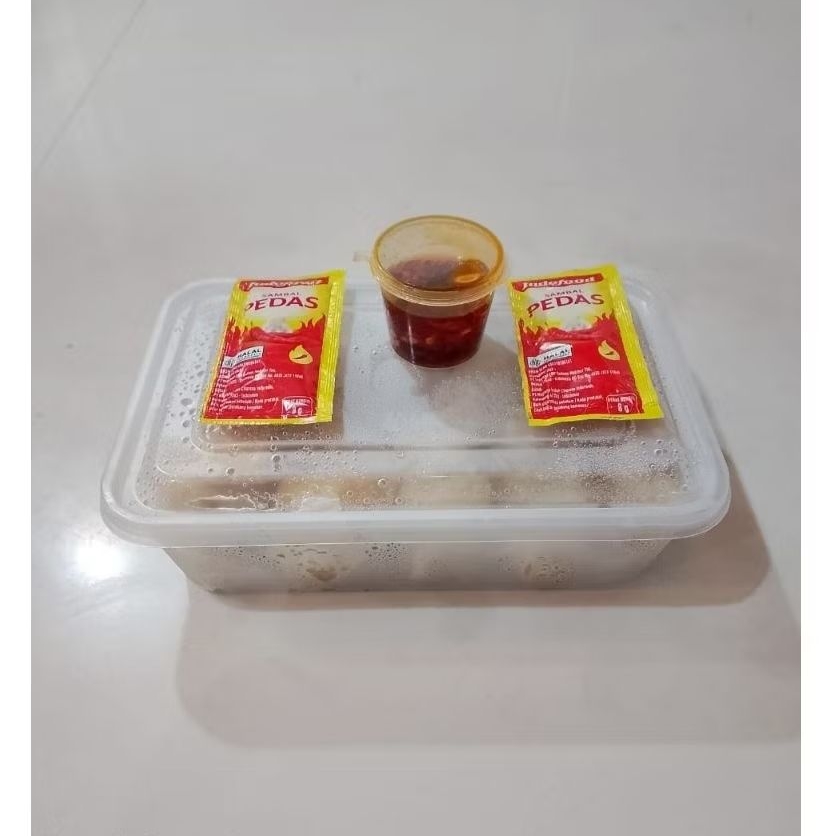 

Tahu Tegal Frozen kemasan thinwall free Chili oil+saos