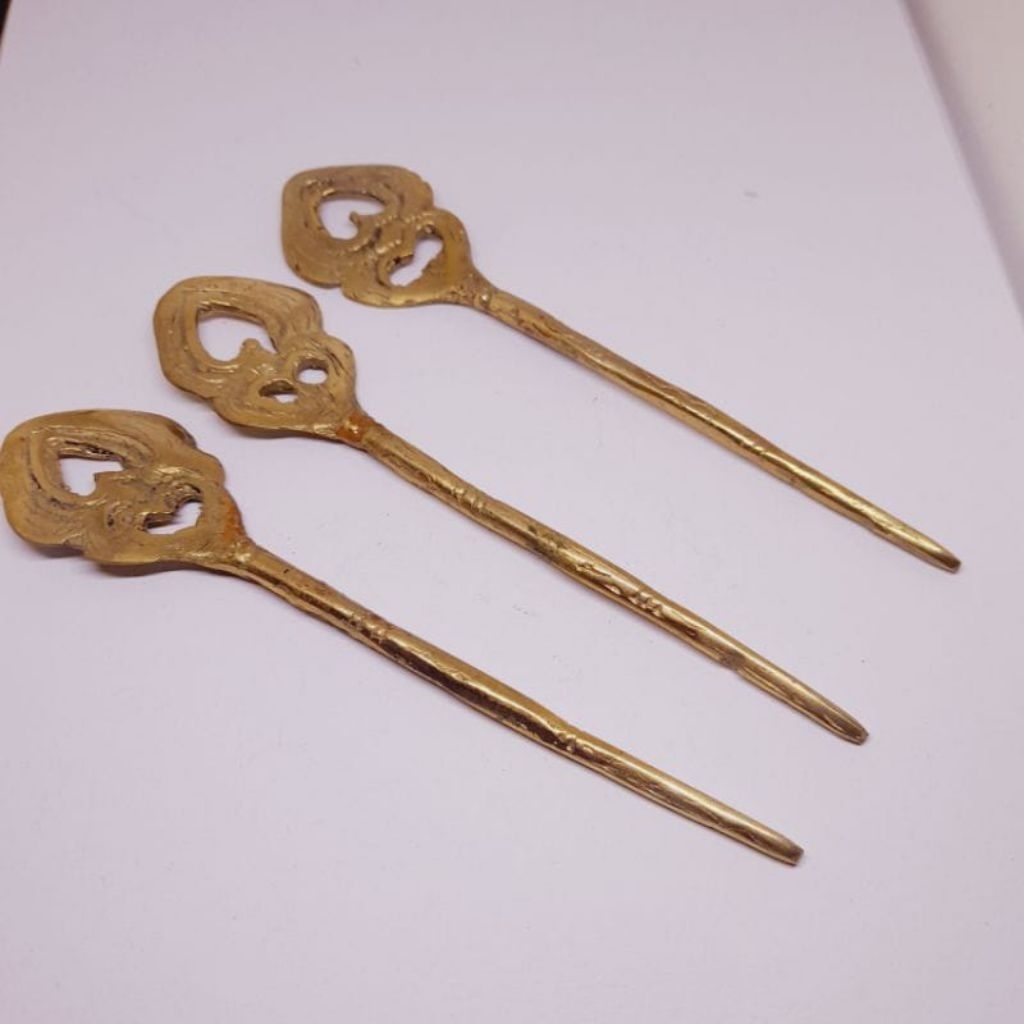 Kuningan Tusuk Konde Kembang