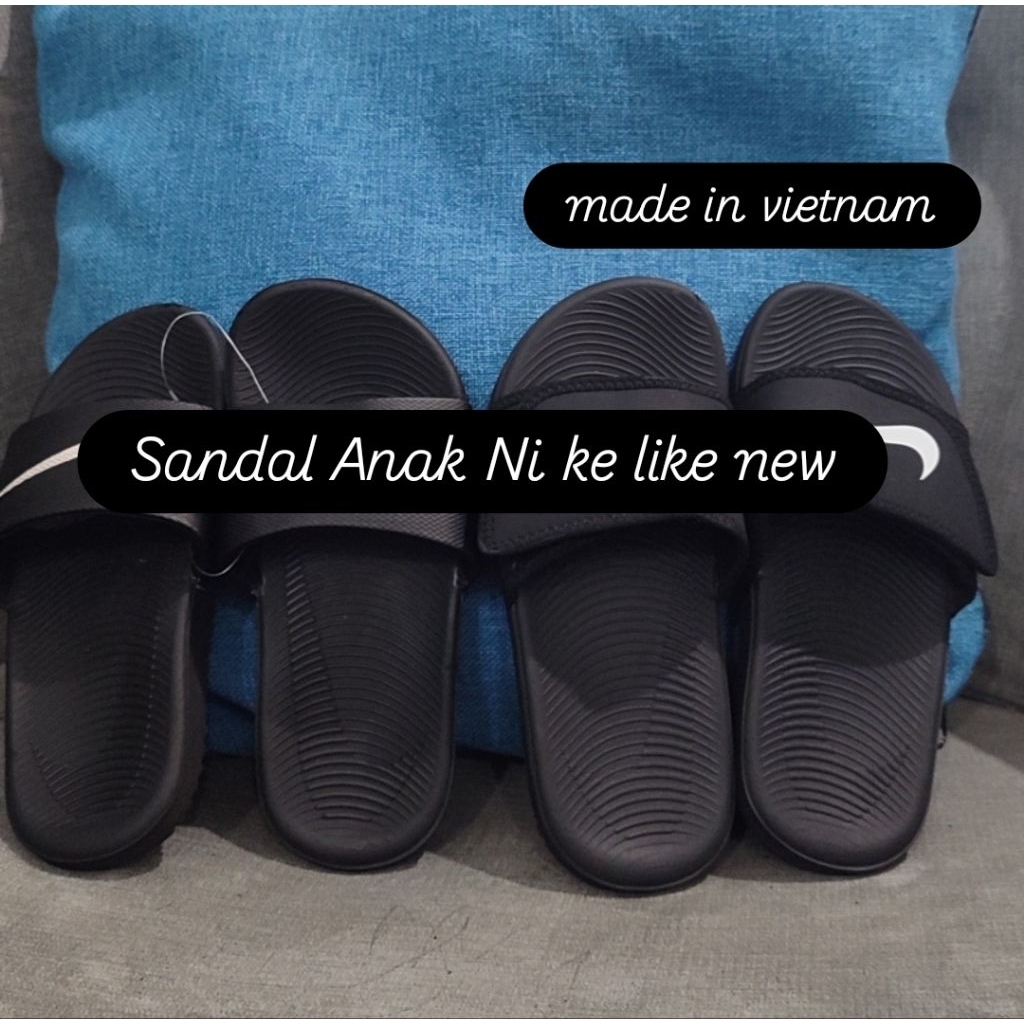 sandal anak second branded