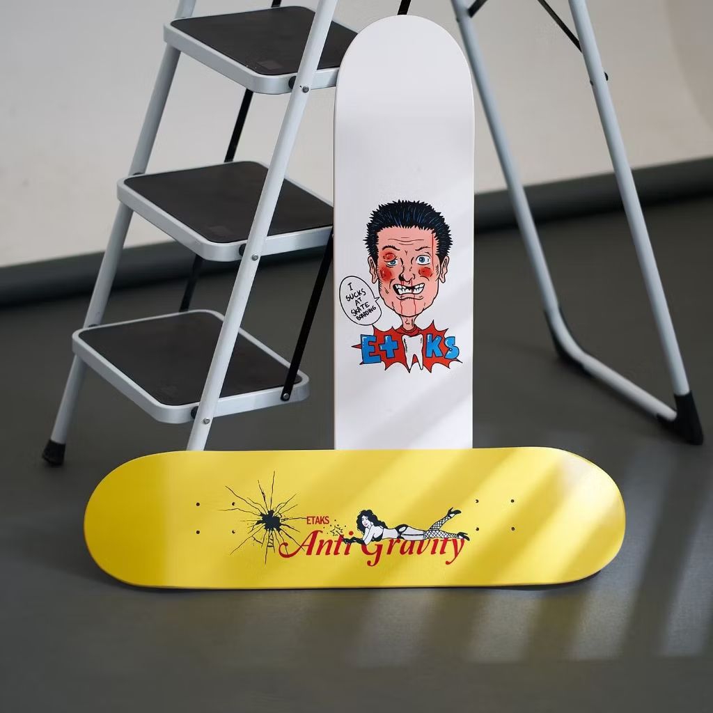 Deck Etaks size 8/8.25