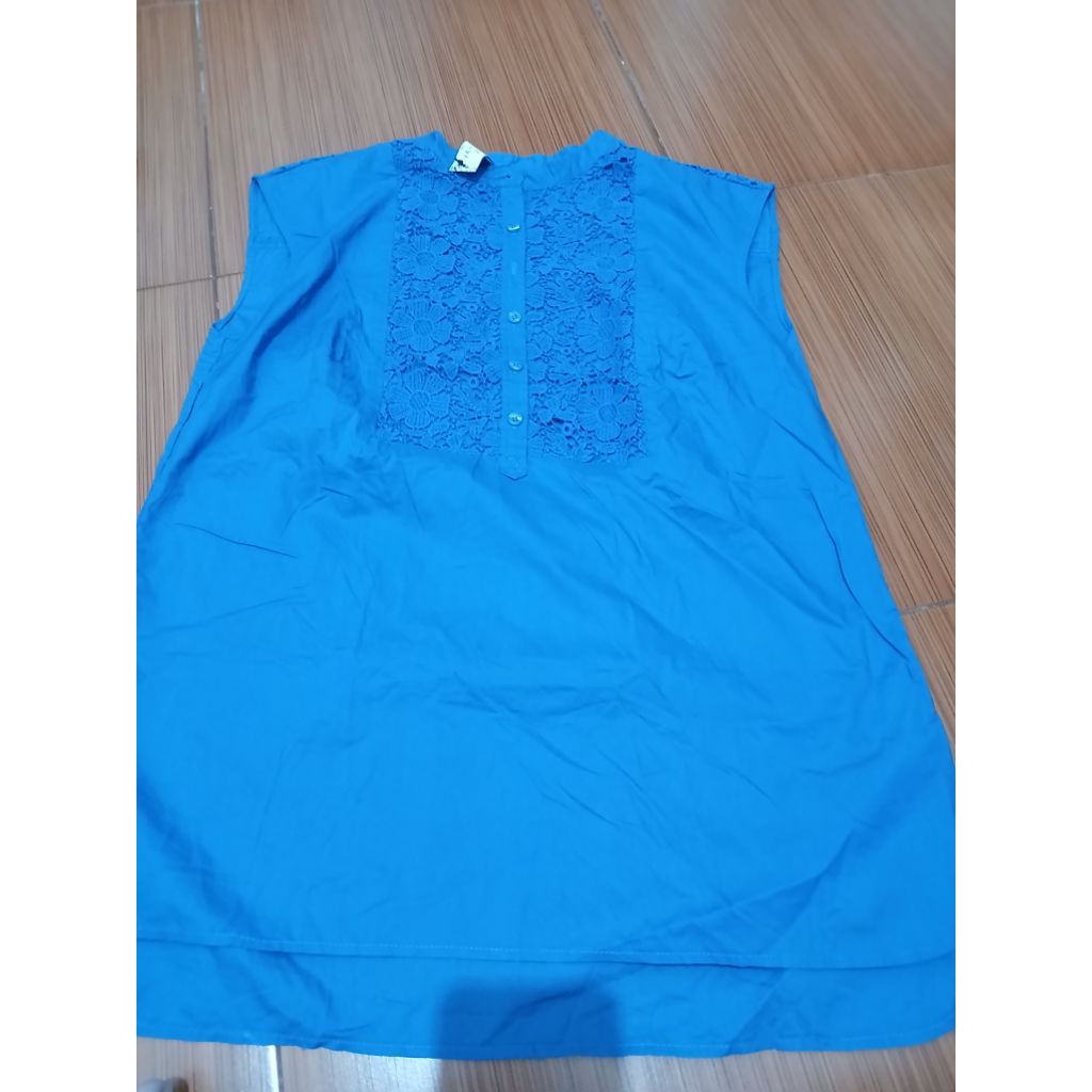 Blouse kutung brukat