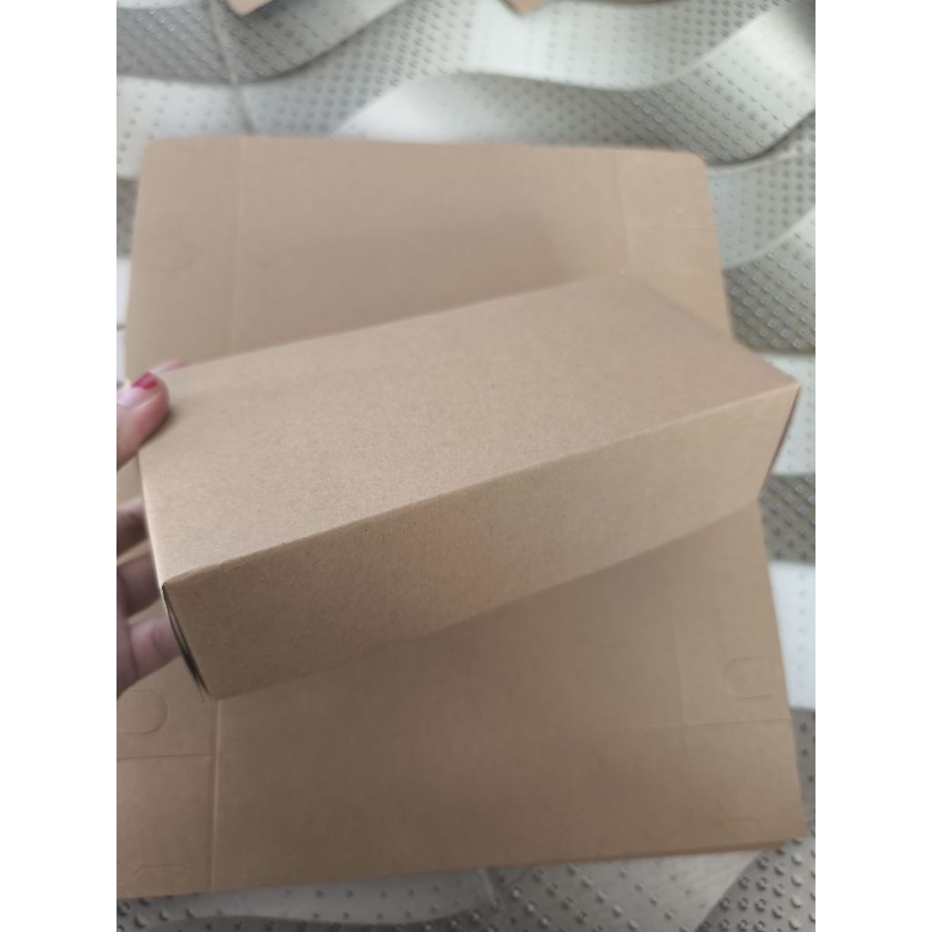 

Dus Box Brownies S / Box Roti Bakar Kraft Coklat Ukuran 20x10x5 cm Laminasi