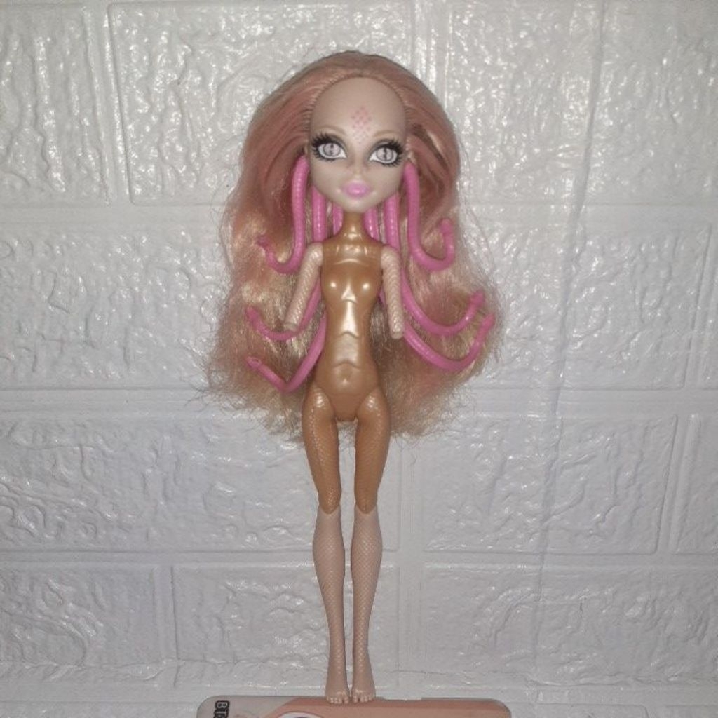 Boneka Monster High VapeRine junk barbie mattel preloved