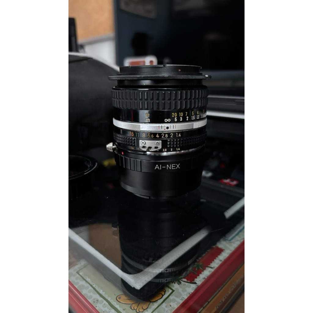 Lensa manual Nikkor Nikon 50mm f/1.4