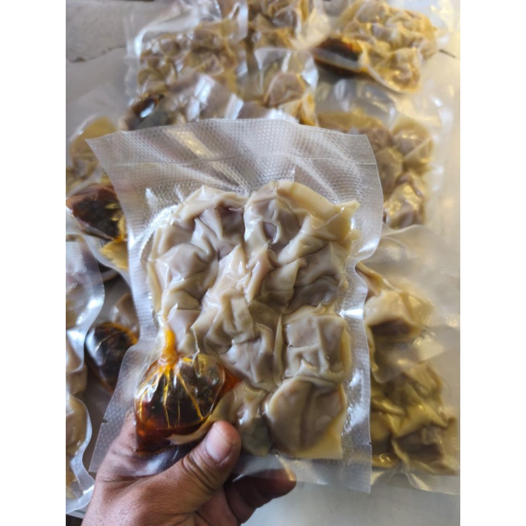 

Pangsit Wonton free chili oil
