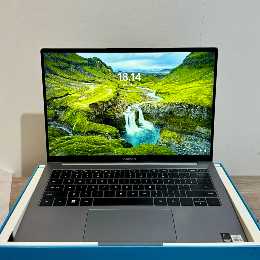 Second Laptop Like New Advan WorkPro