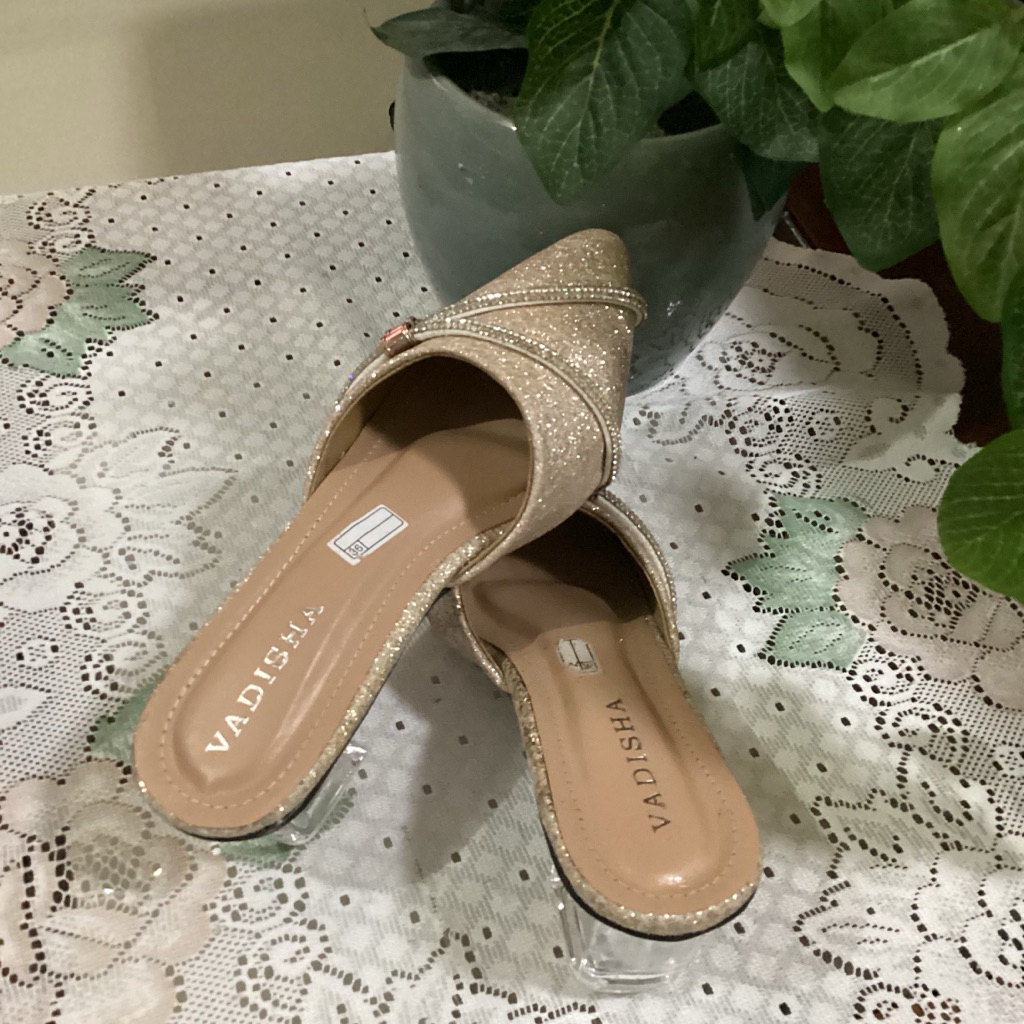 Vadisha selop gold size 36