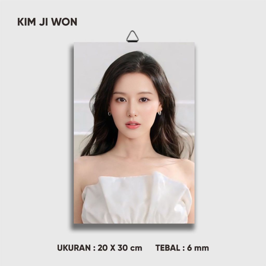 Walldecor Pajangan Dinding Kim Ji Won