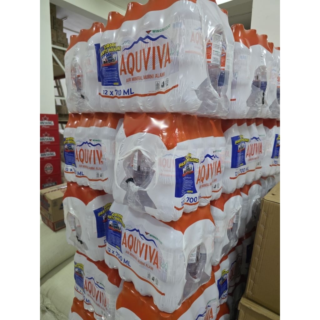 

aqua viva 700 ml isi 12 botol