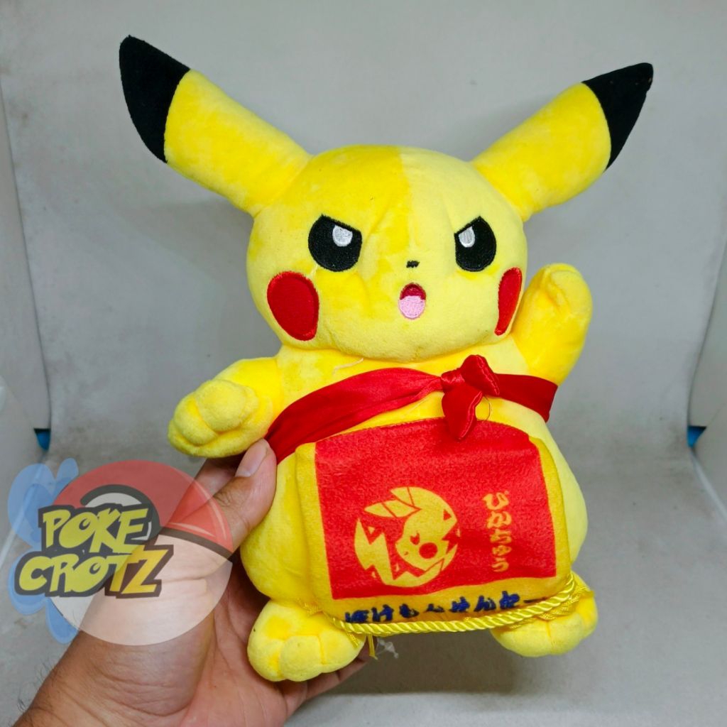 Boneka Pikachu Sumo-style studio Ghibli plush 23cm pokemon