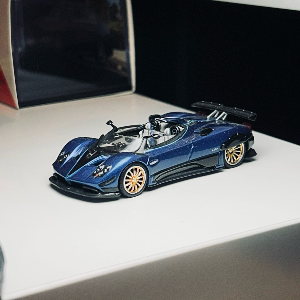 lcd model pagani zonda barchetta blue