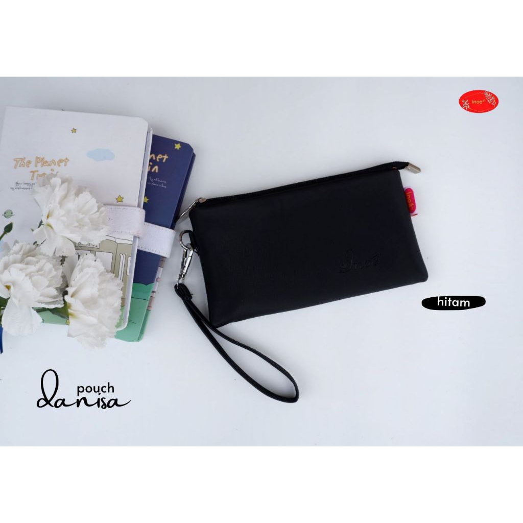 Danisa pouch