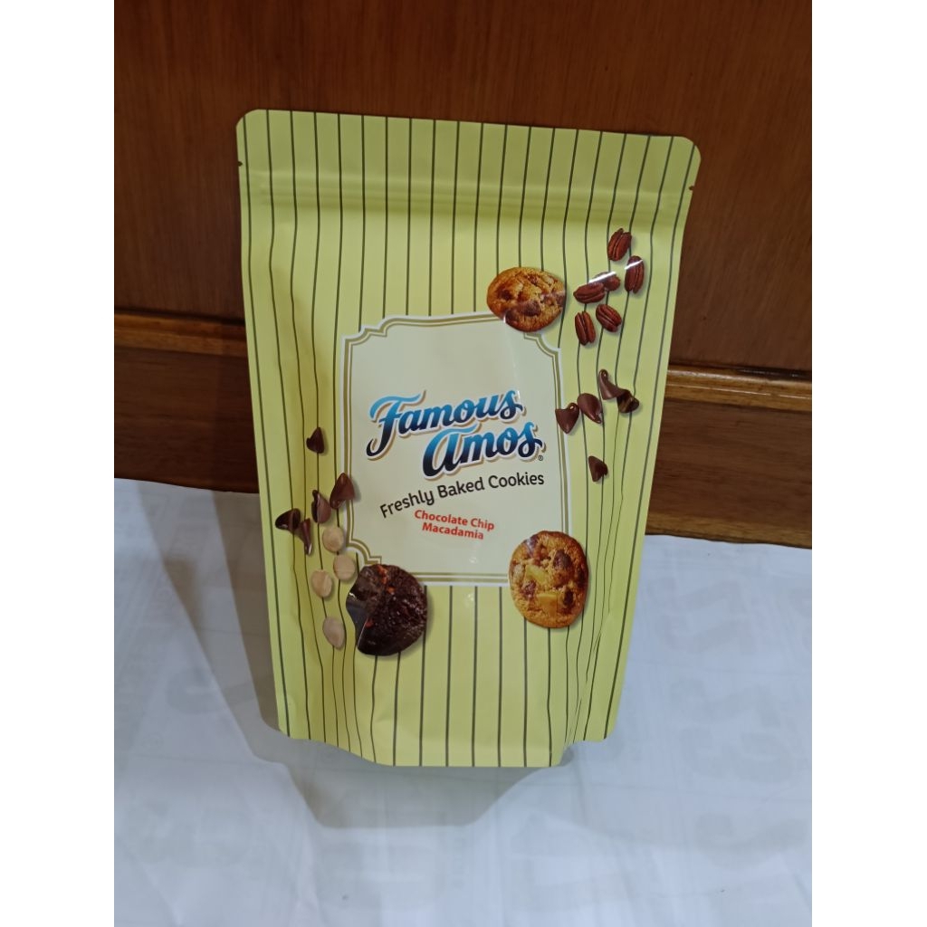 

Ready stock famous amos cookies 300gr
