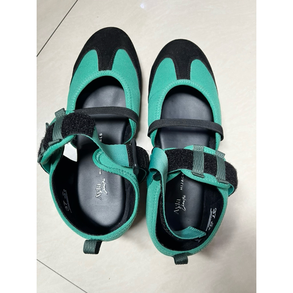 Twyla Meadow Hijack Sandals x Ayla Dimitri