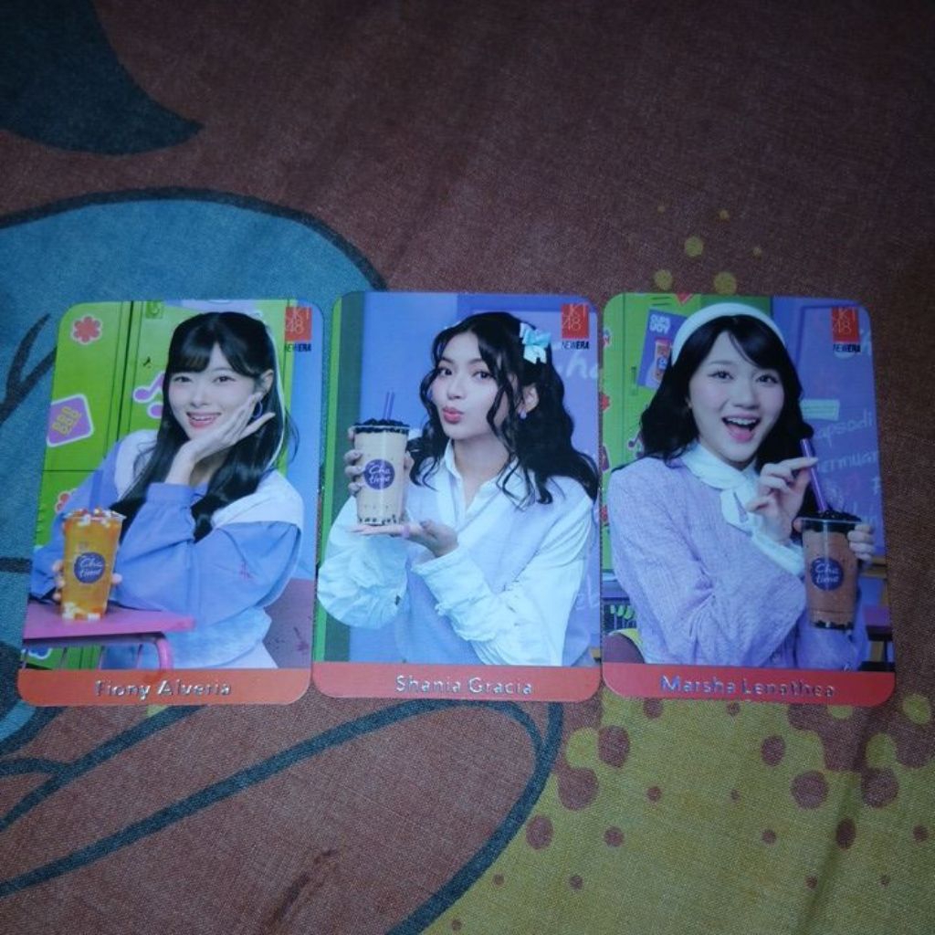 Photocard Chatime×JKT48 Fiony, Gracia, Marsha