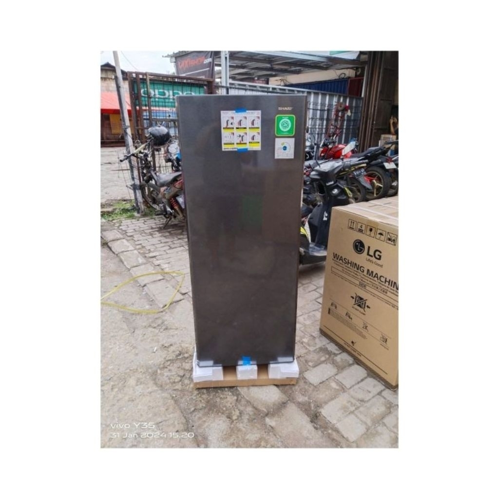 Freezer Es Batu Sharp 8 Rak